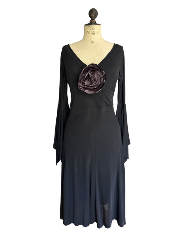 https://www.secondemaindeluxe.com/9273-thickbox_default/robe-yves-saint-laurent-par-tom-ford.jpg